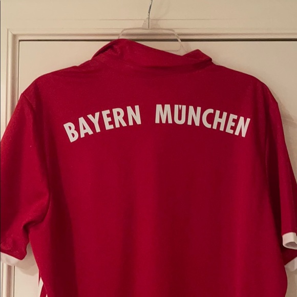 Bayern Munchen jersey - Picture 2 of 3
